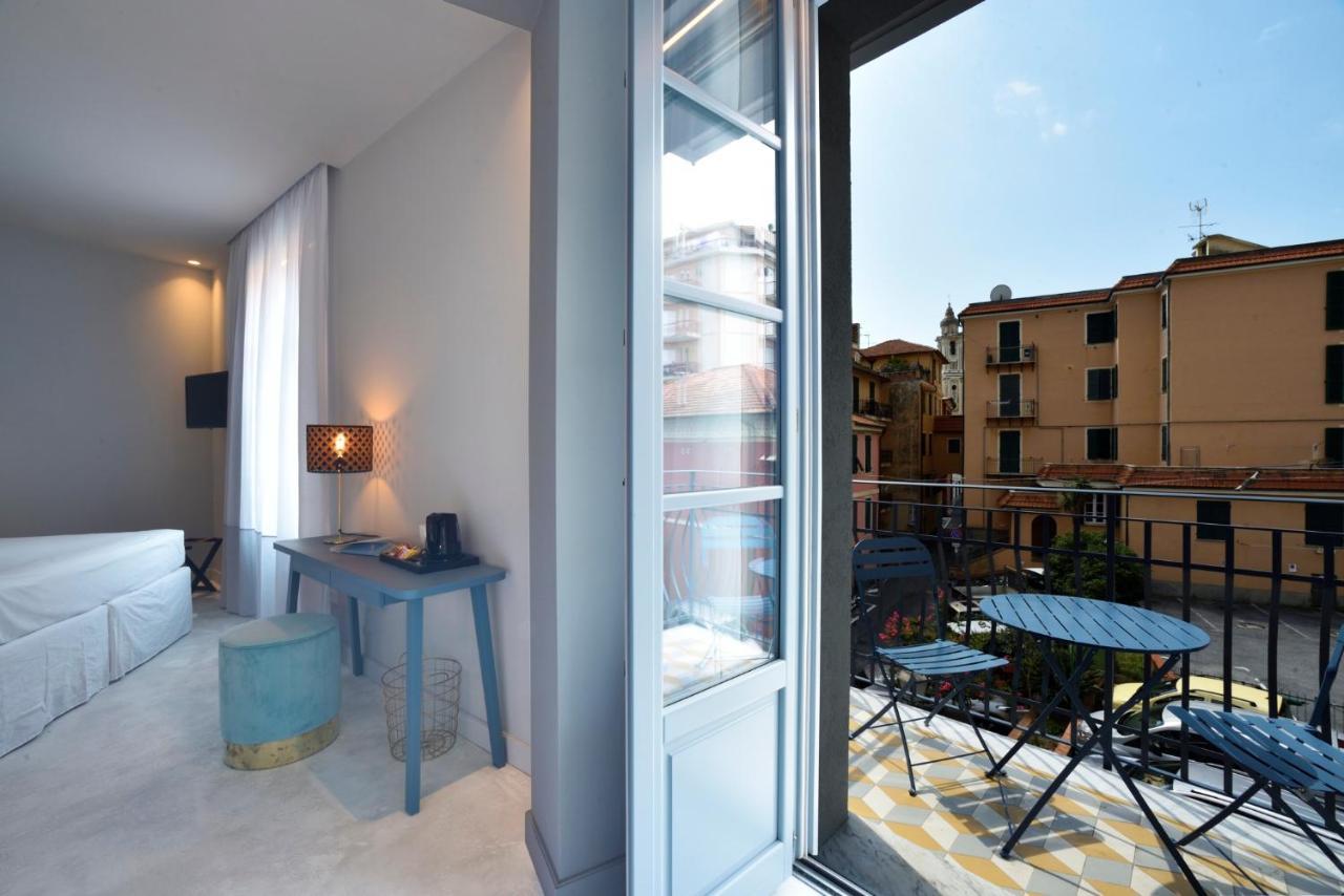 Boutique Hotel De La Ville Laigueglia Ngoại thất bức ảnh