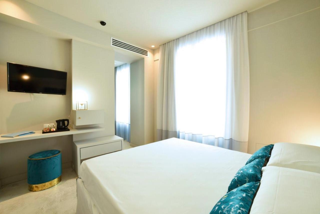 Boutique Hotel De La Ville Laigueglia Ngoại thất bức ảnh