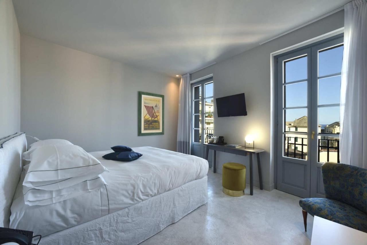 Boutique Hotel De La Ville Laigueglia Ngoại thất bức ảnh